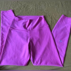 Alo Yoga leggings Hot pink Sz Small